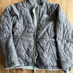 North face reversible jacket, girls medium, grey/light blue